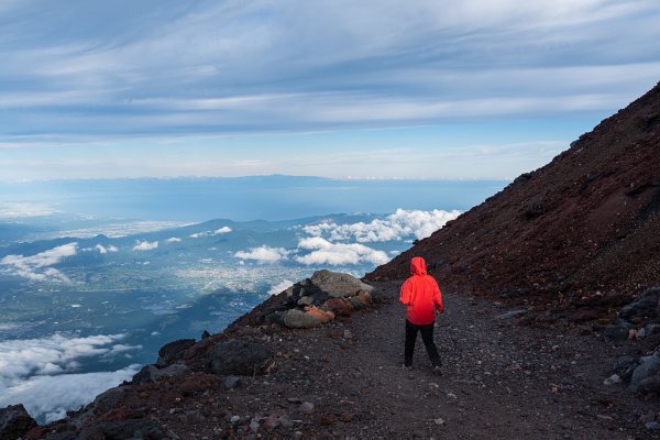 博盈证券 登富士山有了安保新规: 强制看视频+严格查装备